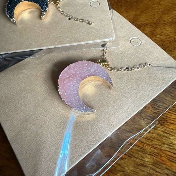 Whimsigoth Crescent Moon Hippie Bohemian
Necklace Pink Gold Tone - Picture 1 of 3